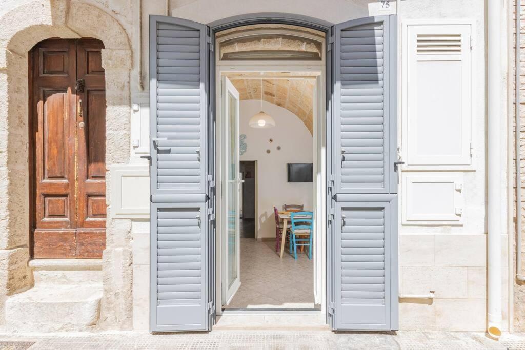 Extravacanza Spiraglio Di Mare โปลีญาโนอามาเร ภายนอก รูปภาพ